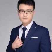 李国雄