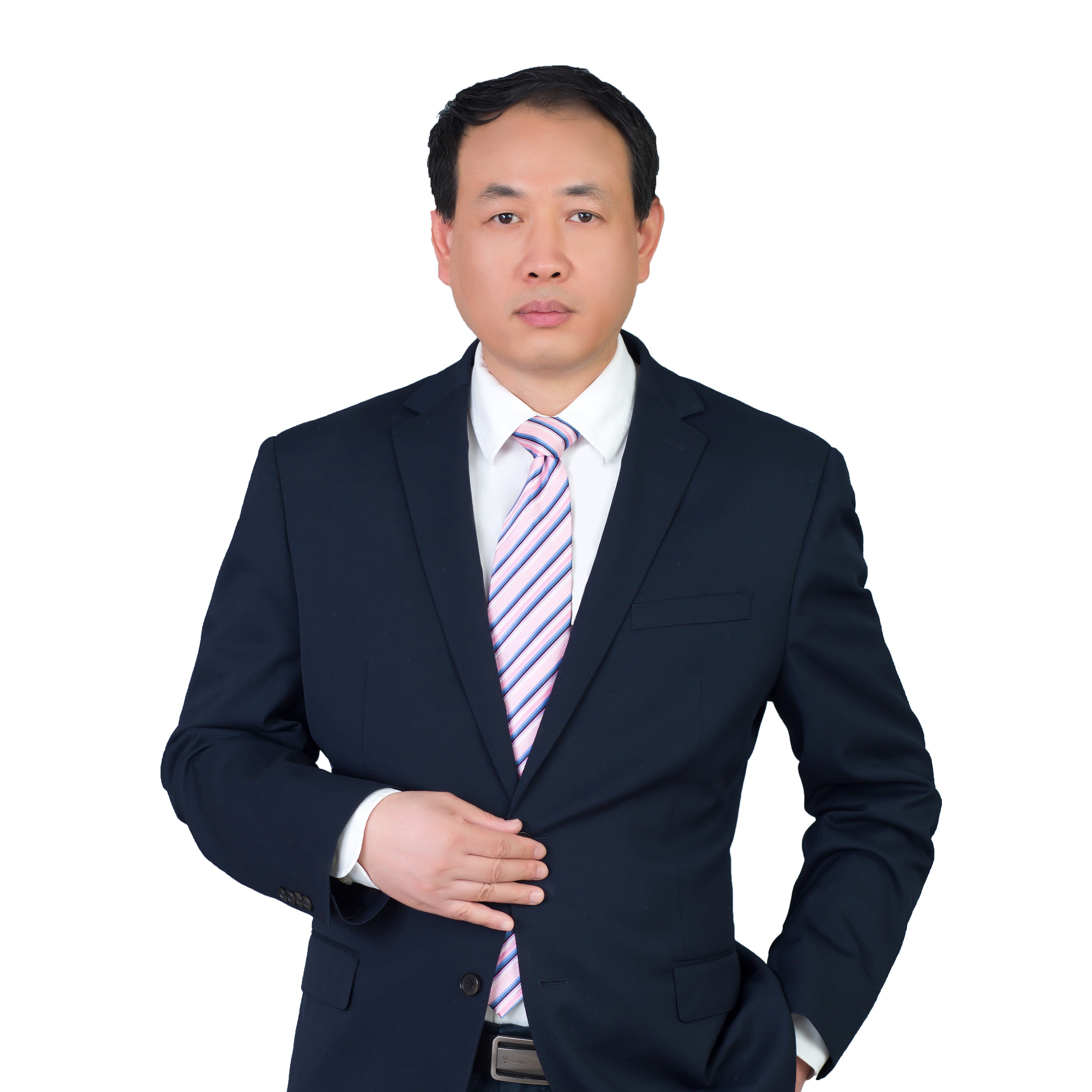 王强