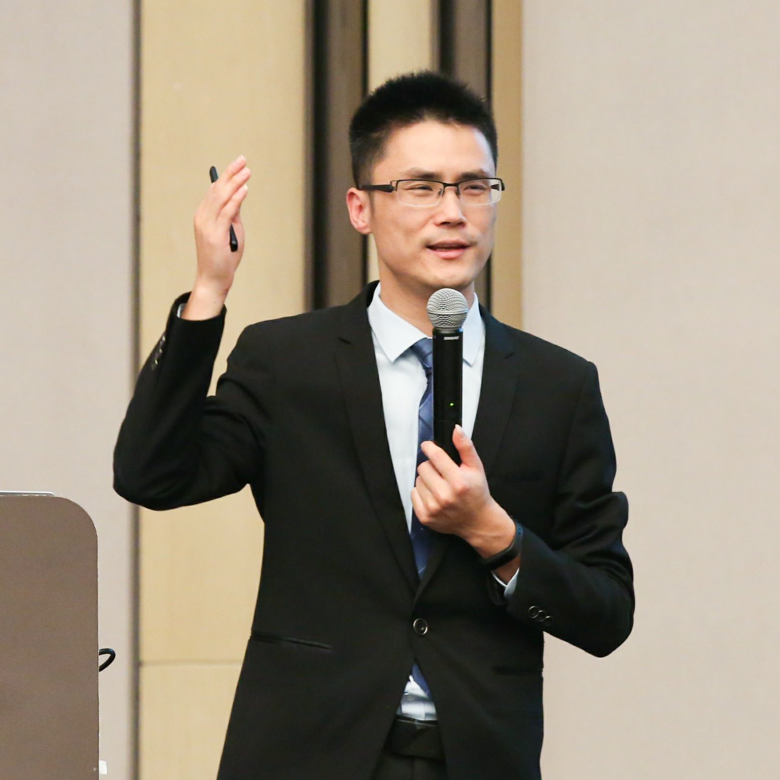 许伟明