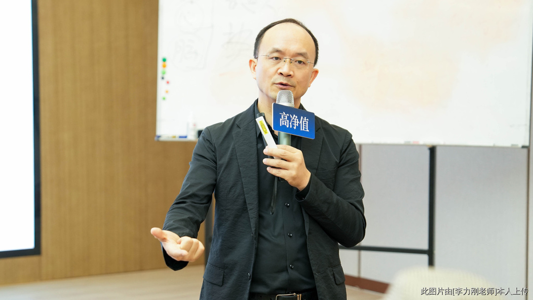 李力刚视角:饮料界的“大胃王”销售法 李力刚视角:饮料界的“大胃王”销售法